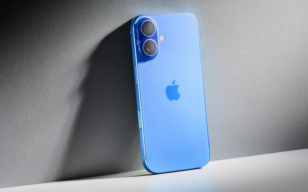 Russians will be able to return a new smartphone as defective starting in September if it’s impossible to install RuStore on it.