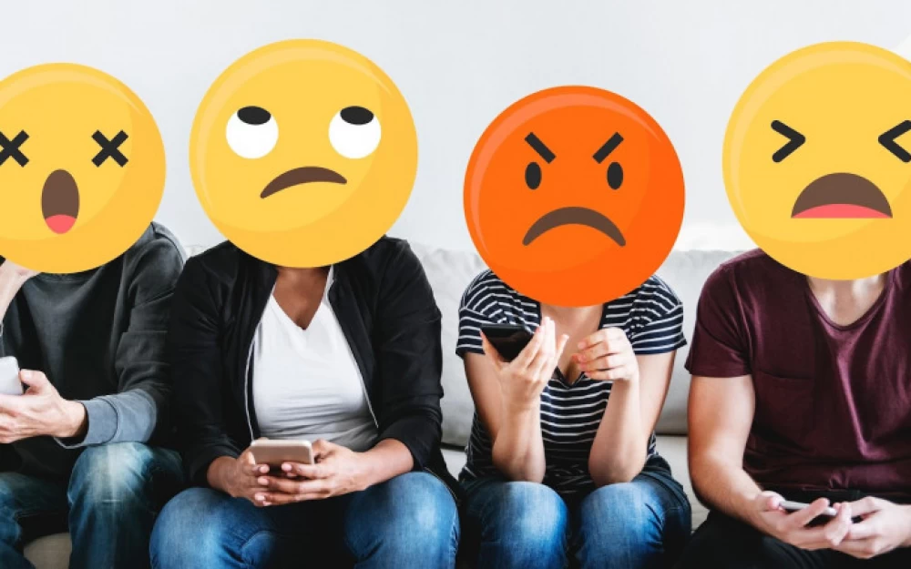 
Keeping up with deepfakes: application of technology and ethical aspects