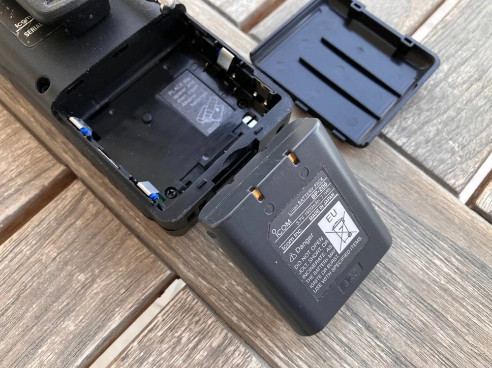 
Demonstration of the recording function on the Icom IC-R20
