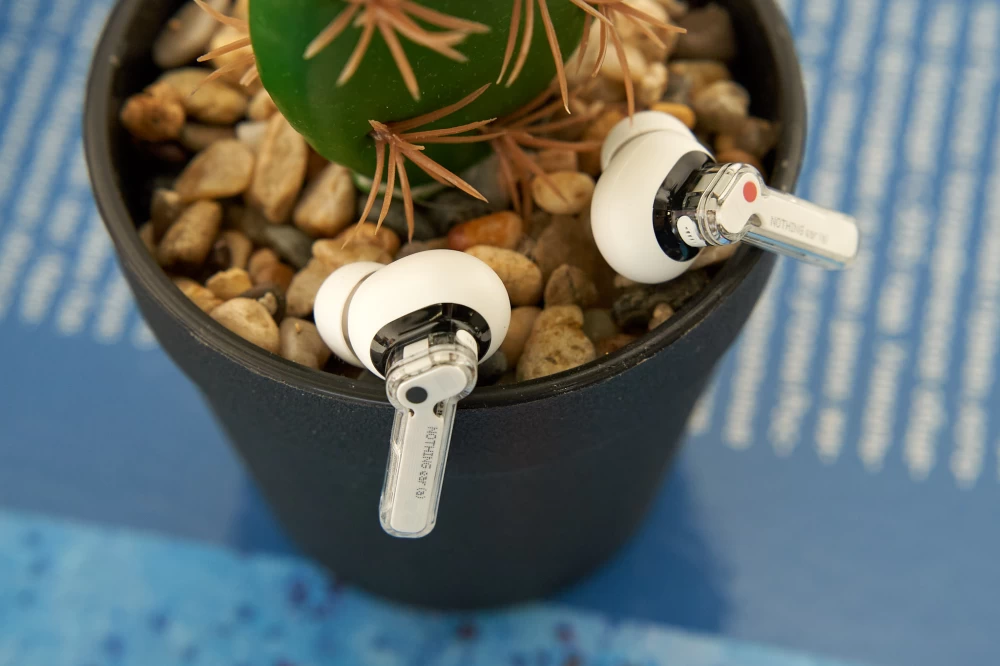 Nothing Ear: purity of sound and form in one device