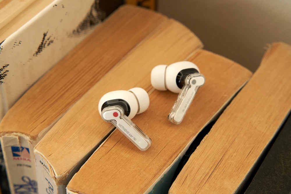 Nothing Ear: technological minimalism that inspires