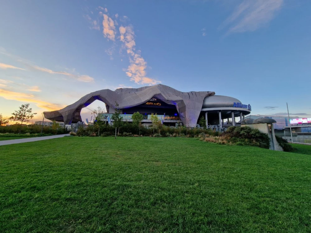 ECCV 2024 participants discuss the latest achievements in computer vision.
