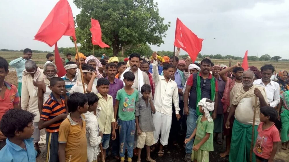 Protests of landless Dalits (untouchables) in the poorest Indian state of Bihar in 2019. Source