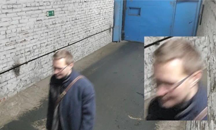 In the distance, the necessary face size is not ensured, and up close — blurring and side angle