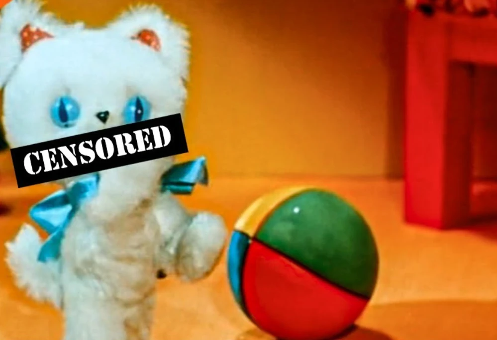 

Comparison of two paragraphs: one with typical ChatGPT phrases, the other with handwritten edits, title: 