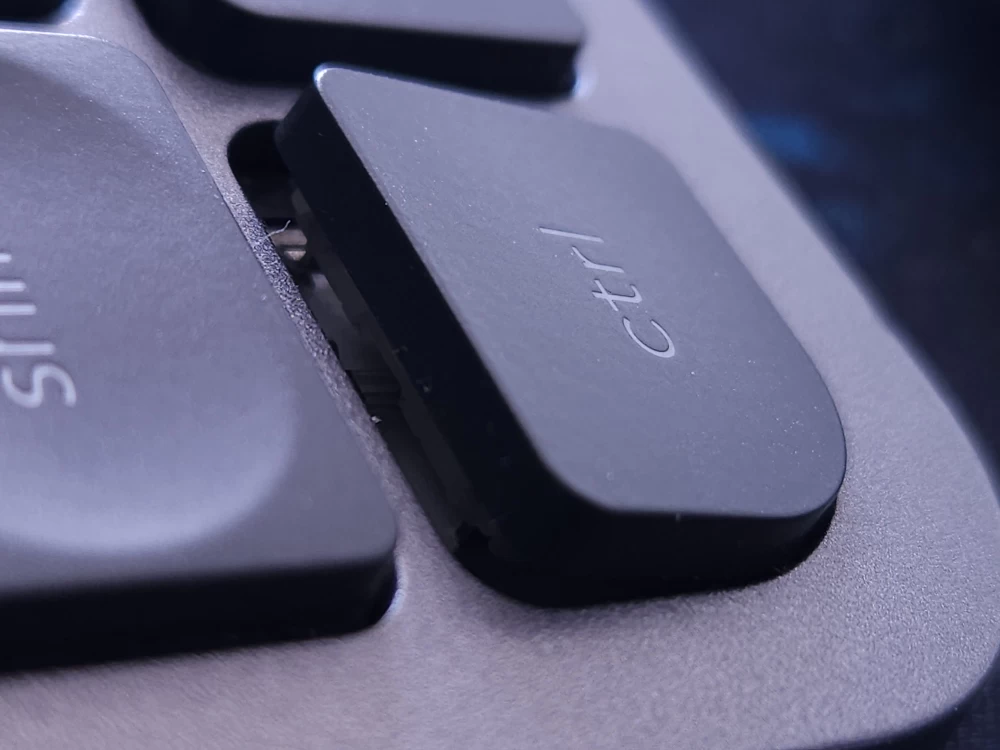 Compact gaming keyboard with fast response and macros