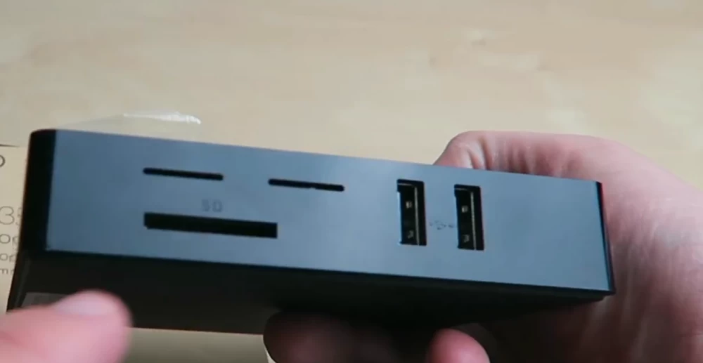 
Mini-PC from the flea market: a surprise that improved my daily productivity.
