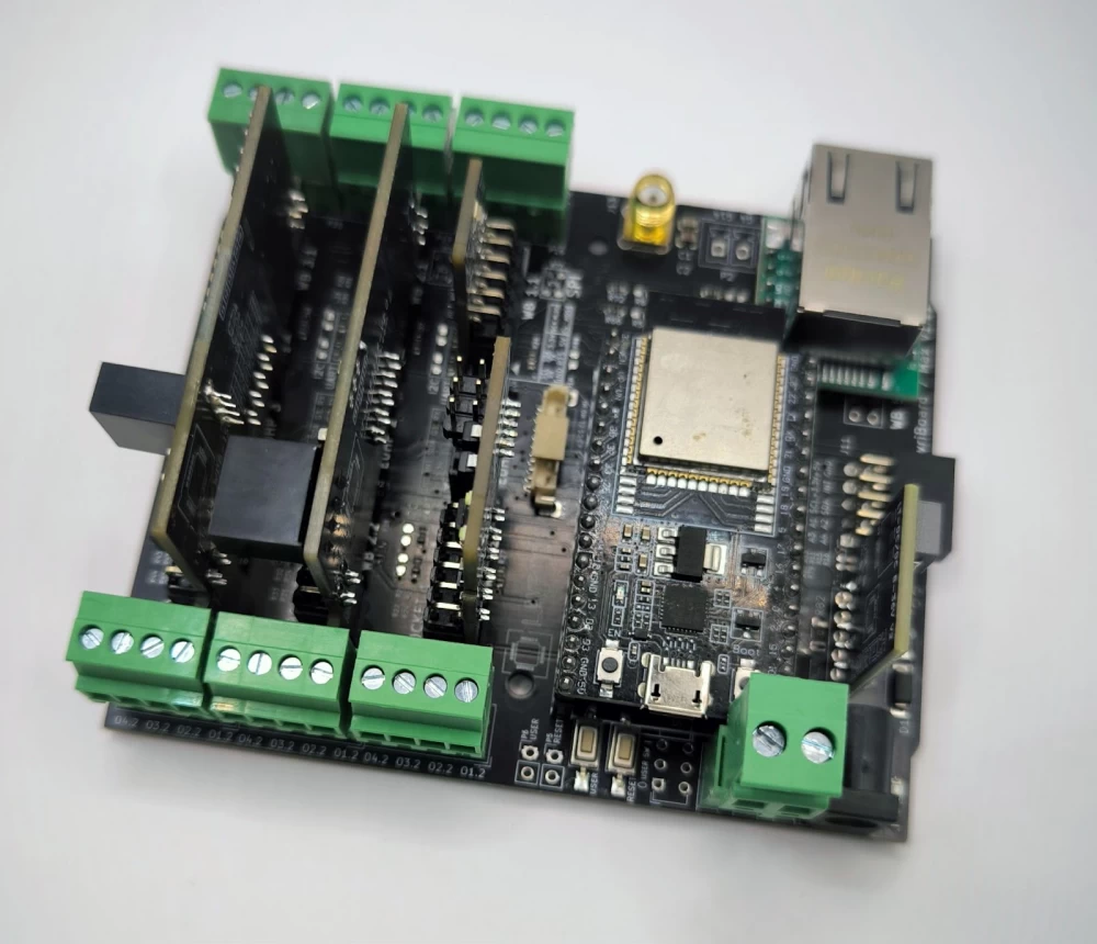 Our modular controller L1