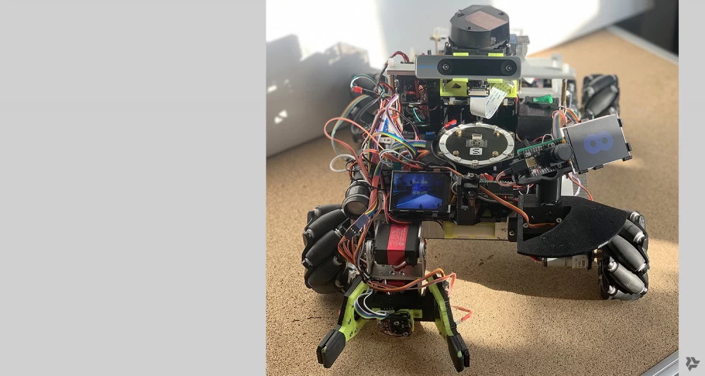 
Kitchen dough robots ready for baking.
