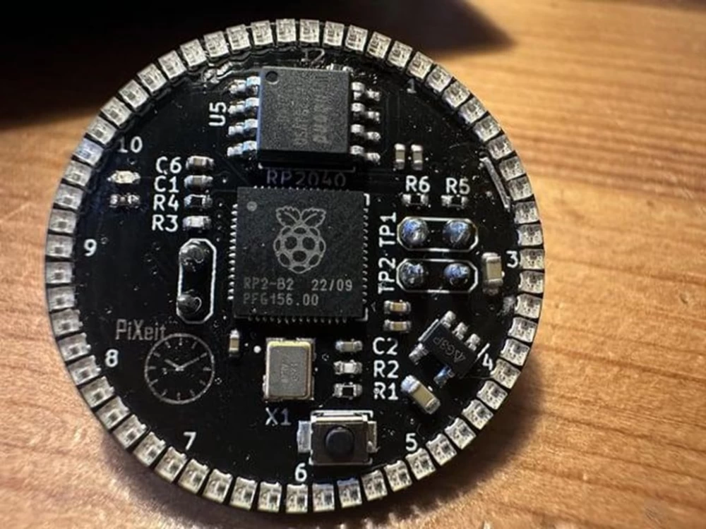 Navigator for the blind based on Raspberry Pi: voice prompts