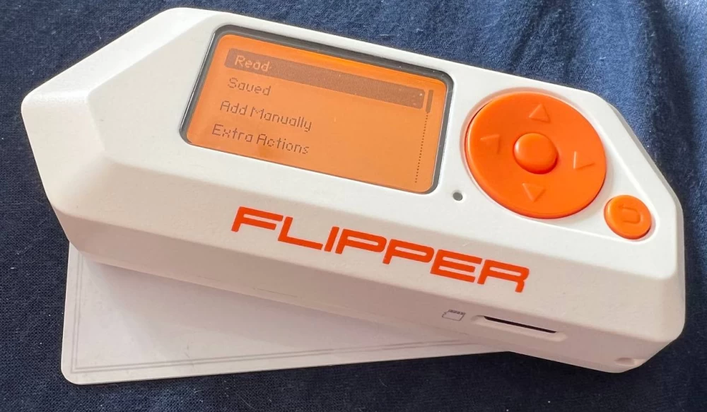 Kiisu — a board compatible with Flipper Zero