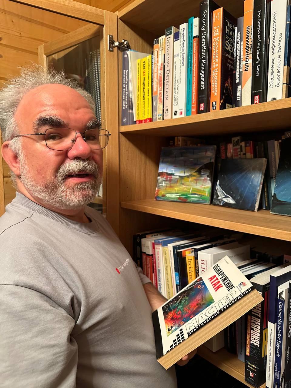 Image of Alexey Lukatsky giving an interview about book publishing