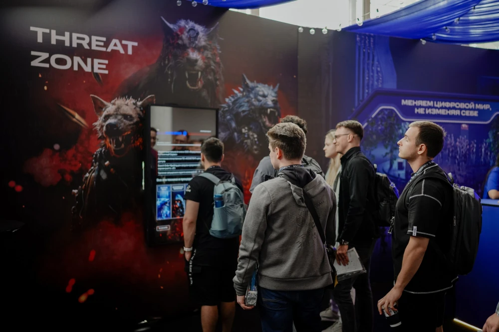   
The OFFZONE expert jury reviews and analyzes the received applications  
