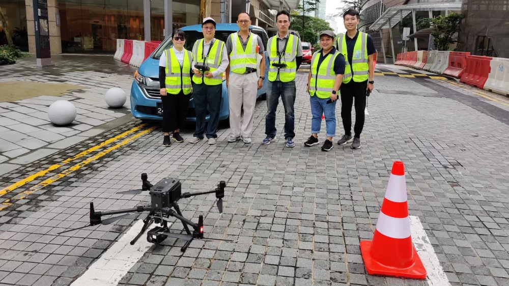 Lim Yun Ji (third from the right) was a cybersecurity tester at TÜV SÜD for five years.