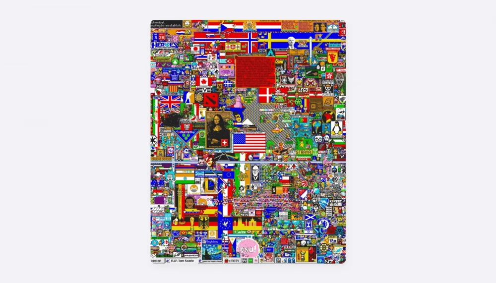
These are the canvases that Reddit users drew in the r/ThePlace community. Each participant could leave one pixel every five minutes. Source: Reddit