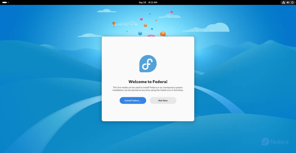 User works with the updated package manager in Fedora Linux 41