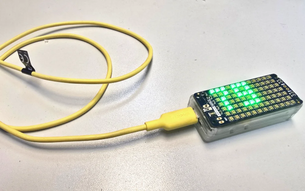 
DIY fitness tracker: displaying heart rate on LED matrix, recording IMU data on SD and transmitting to the internet