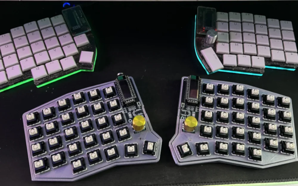 Sofle RGB Wireless — a split keyboard with backlighting and no wires