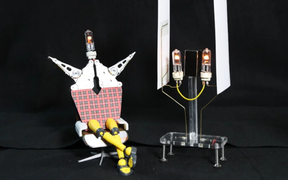 
The smartest light bulb: warm NotebookLM