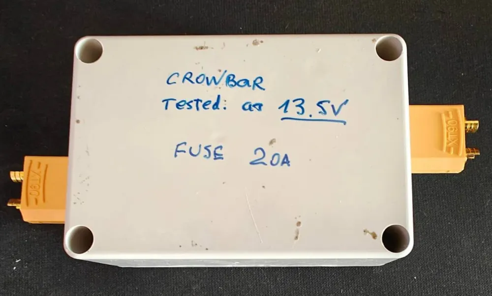 The principle of operation of the crowbar circuit for DIY 12V power circuit protection